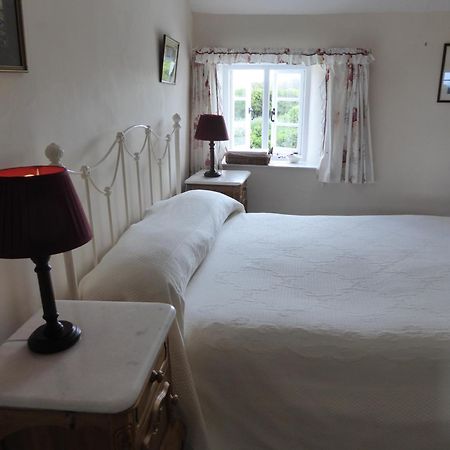 Lower Tresmorn Farmhouse Crackington Haven 外观 照片